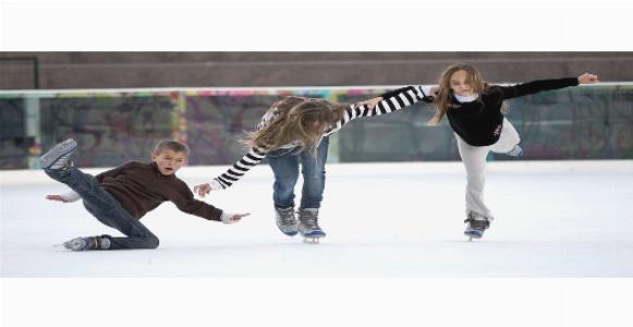 Как научиться кататься на коньках задом
