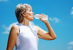 Как поддержание водного баланса продлевает активную жизнь пожилых